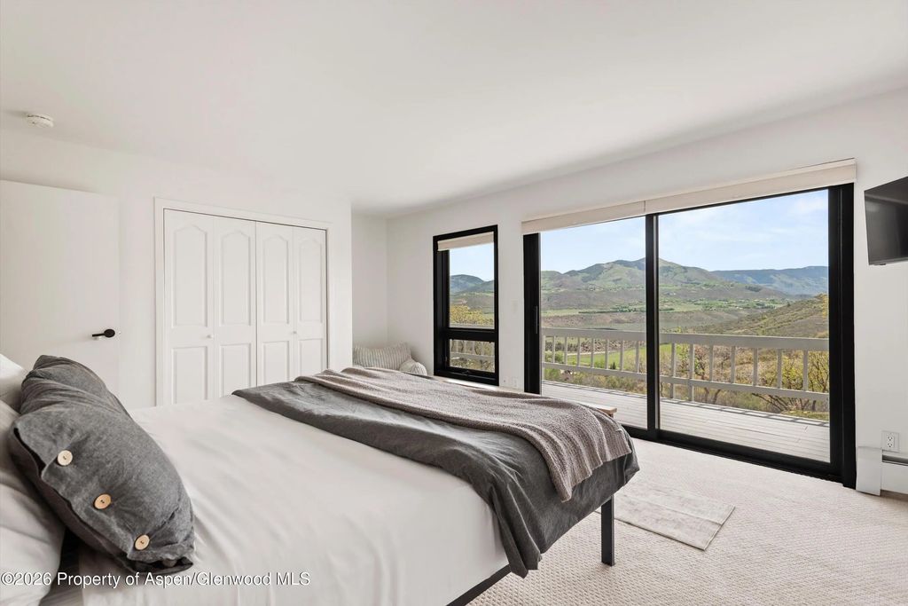 34 of 55 - 450 Solar Way, Aspen, CO