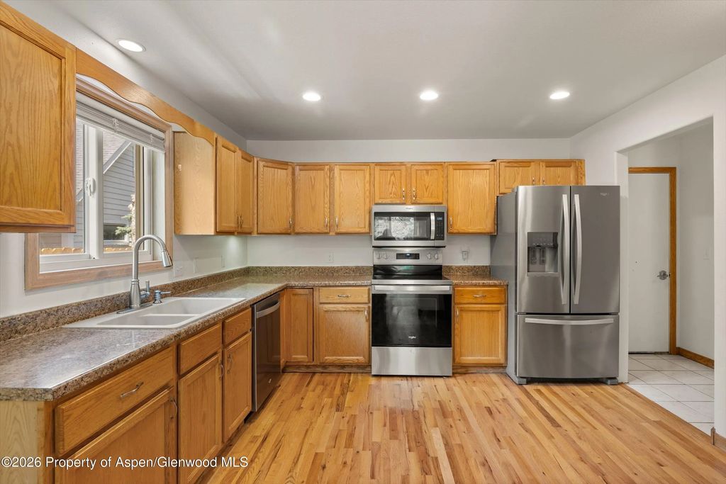 6 of 25 - 1064 Park West, Glenwood Springs, CO