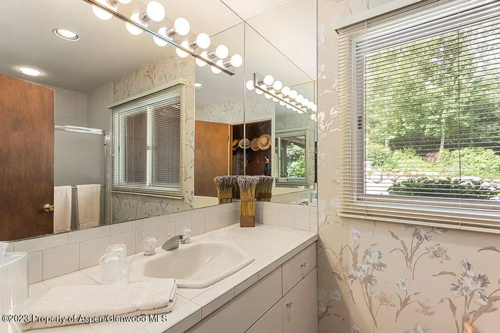 31 of 39 - 30 Smith Hill Way, Woody Creek, CO