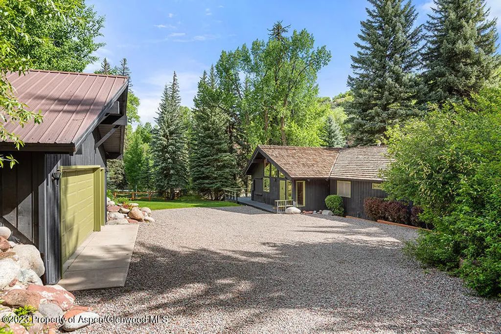 35 of 39 - 30 Smith Hill Way, Woody Creek, CO