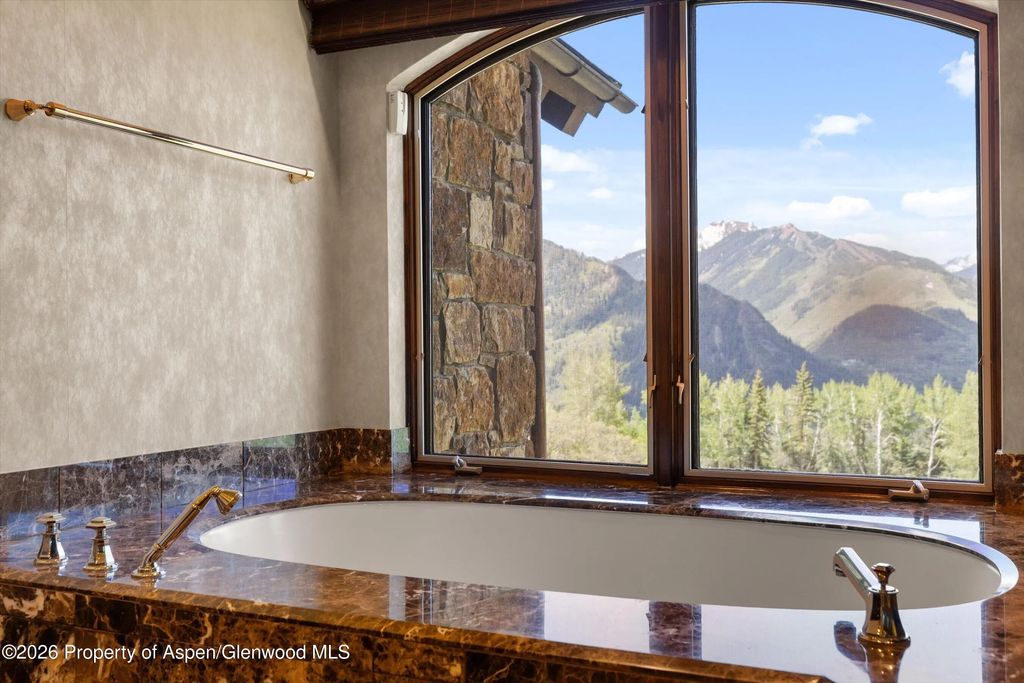 18 of 42 - 1682 Red Mountain Road, Aspen, CO