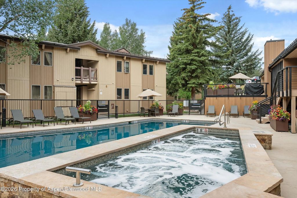 31 of 43 - 35 Upper Woodbridge Road 13cd, Snowmass Village, CO