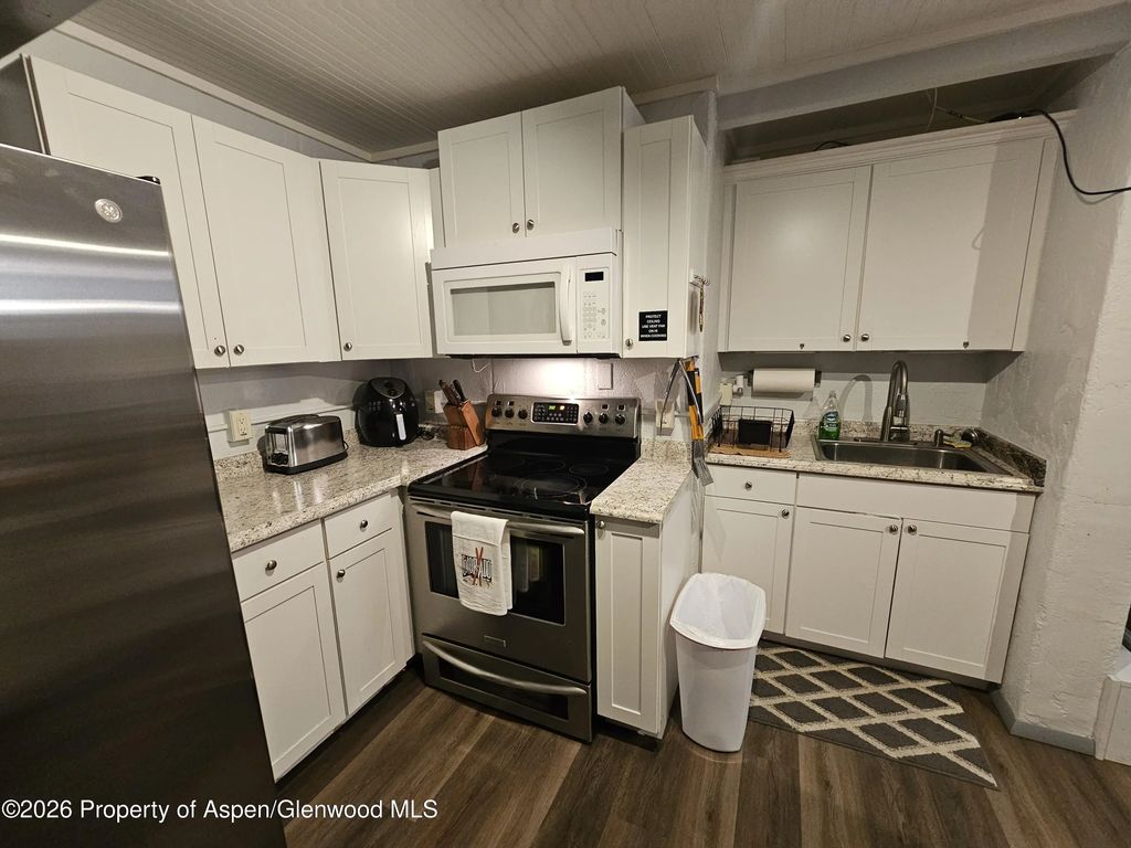 7 of 24 - 11101 County Road 117 B7, Glenwood Springs, CO