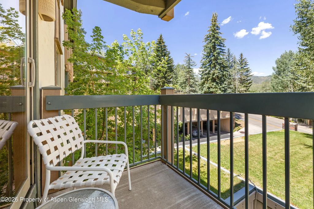 7 of 16 - 855 Carriage Way Slope 201, Snowmass Village, CO