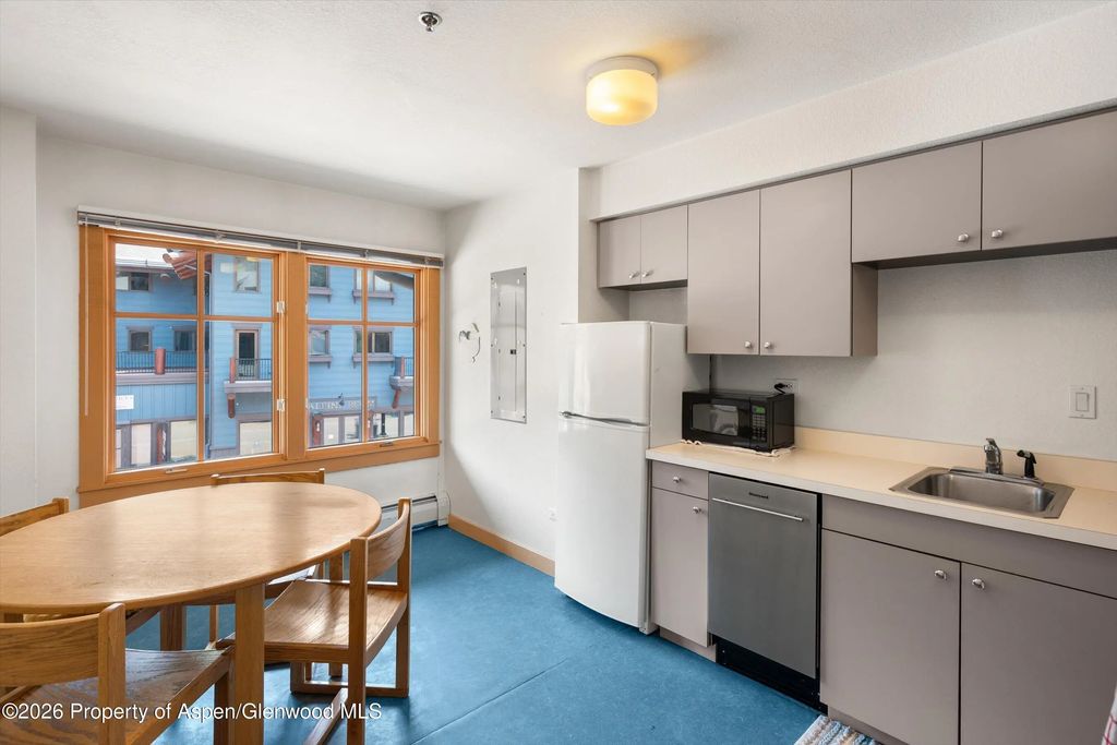 7 of 37 - 115 Boomerang Road 5309, Aspen, CO