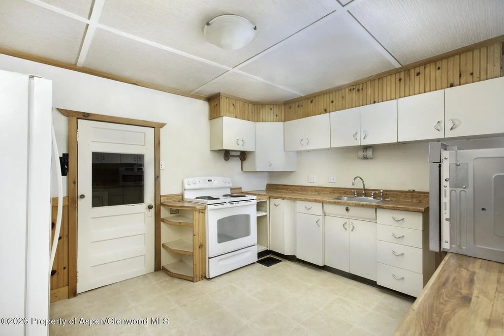21 of 45 - 1010 Minter Avenue 1010 & 1012, Glenwood Springs, CO