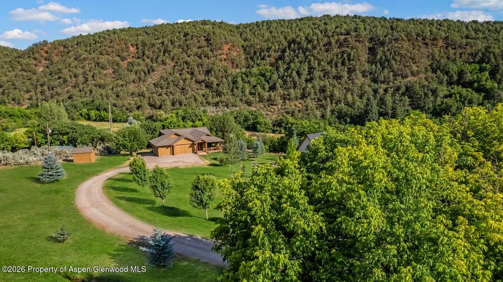 3064 County Road 113, Carbondale