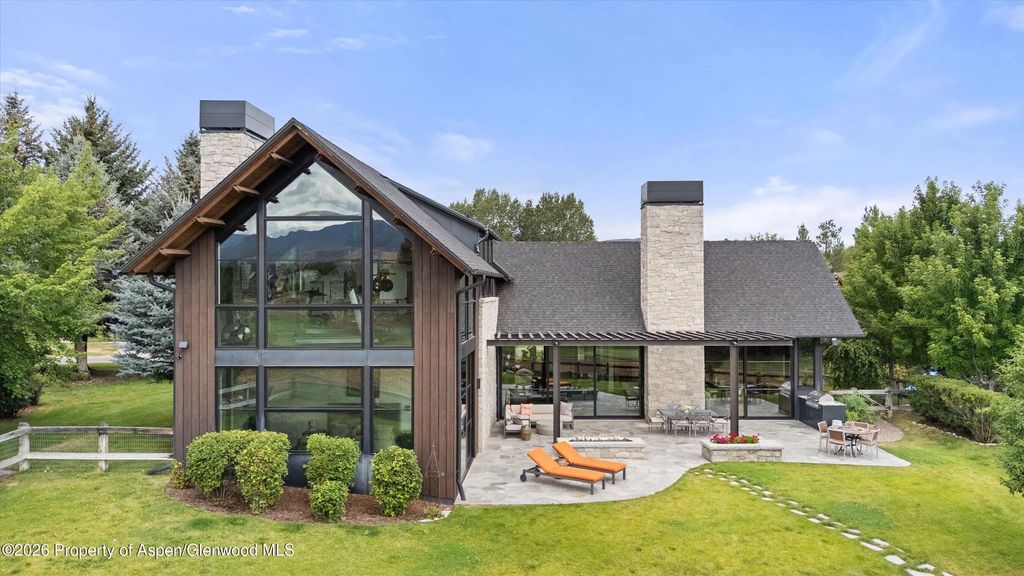 1106 Heritage Drive, Carbondale