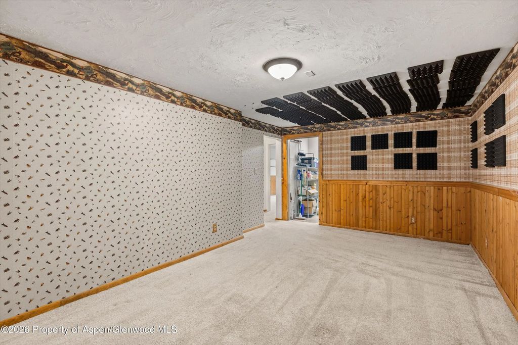 20 of 32 - 24 S Meadow View Court, Glenwood Springs, CO