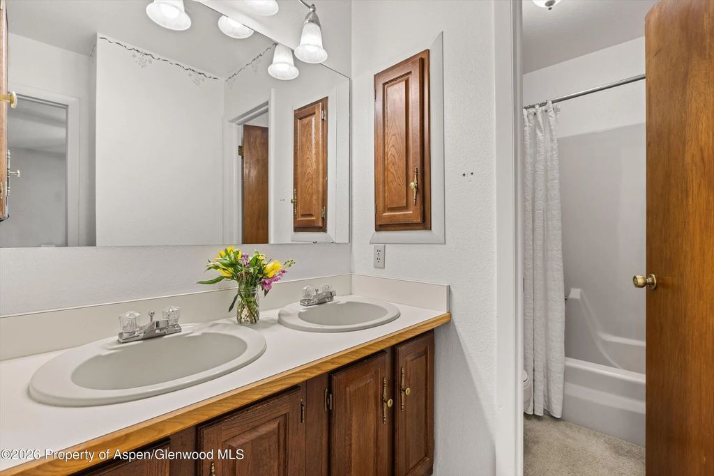 27 of 32 - 24 S Meadow View Court, Glenwood Springs, CO