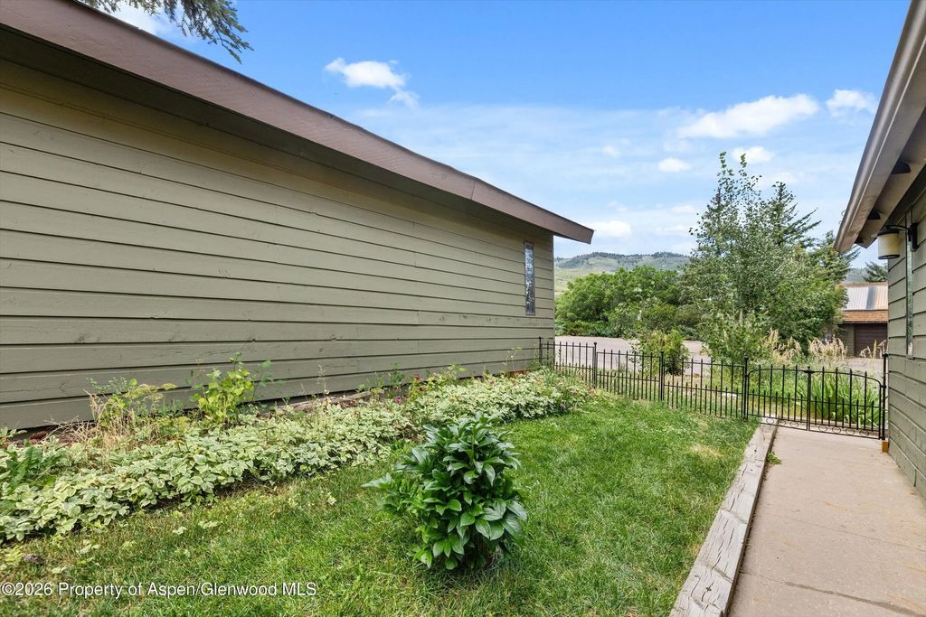 29 of 32 - 24 S Meadow View Court, Glenwood Springs, CO