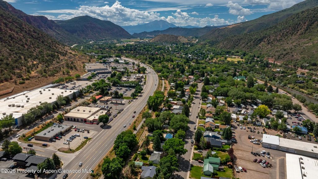 8 of 26 - 2906 Sopris Avenue, Glenwood Springs, CO