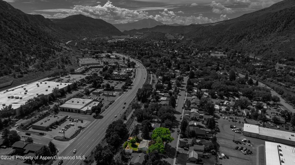 9 of 26 - 2906 Sopris Avenue, Glenwood Springs, CO