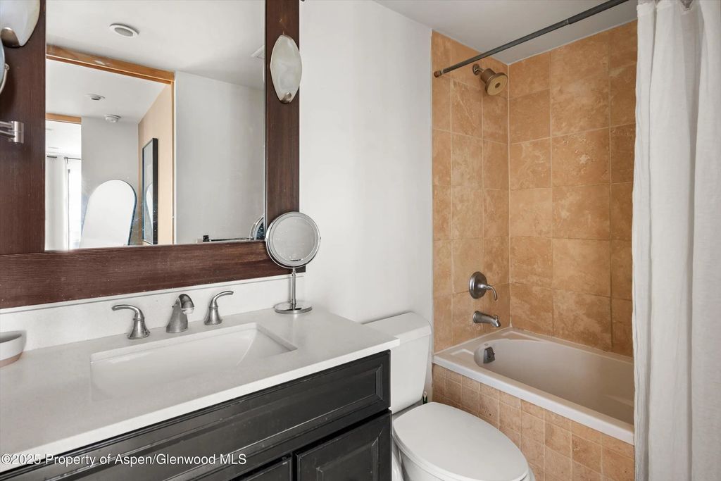 15 of 17 - 935 E Hopkins Avenue 7, Aspen, CO