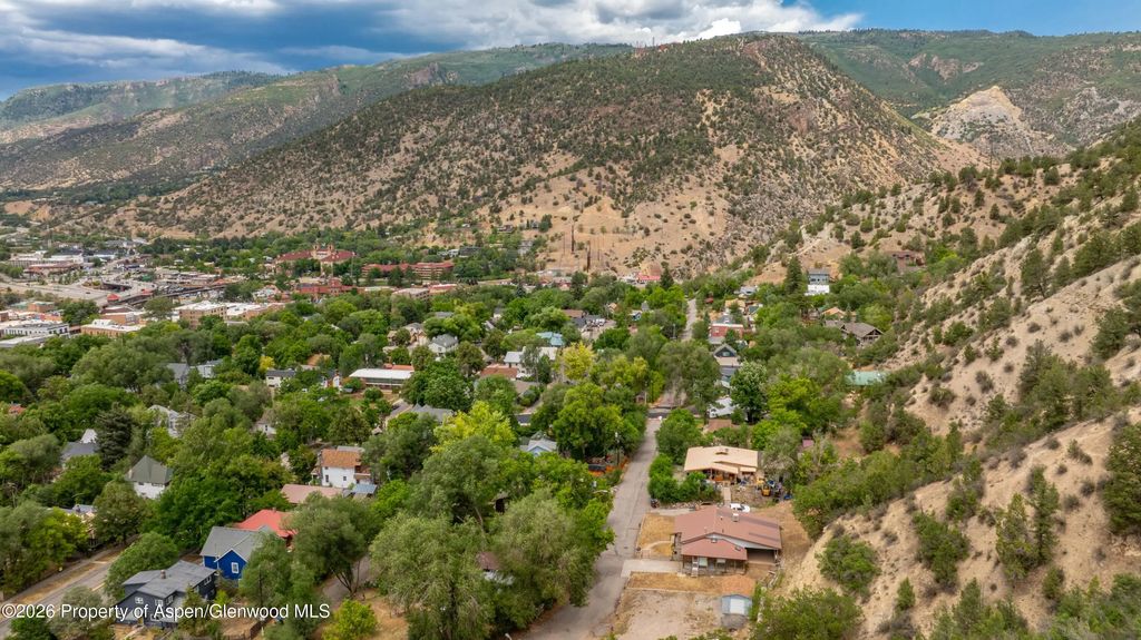 14 of 16 - 922 Lincoln Avenue, Glenwood Springs, CO