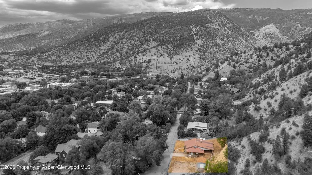 15 of 16 - 922 Lincoln Avenue, Glenwood Springs, CO