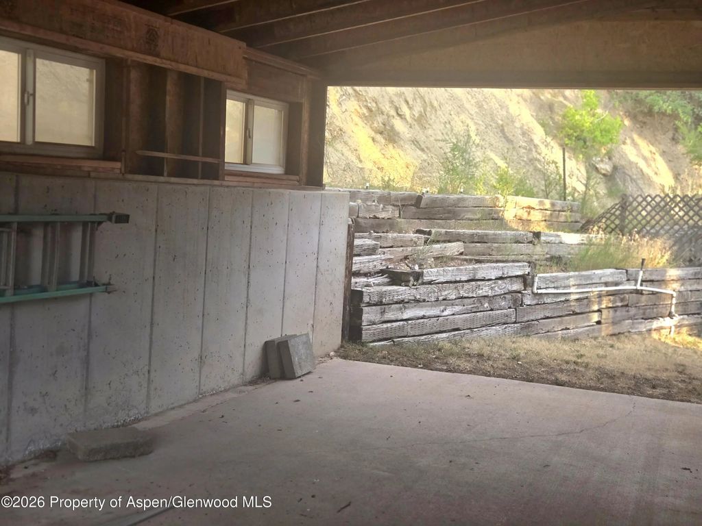 4 of 16 - 922 Lincoln Avenue, Glenwood Springs, CO