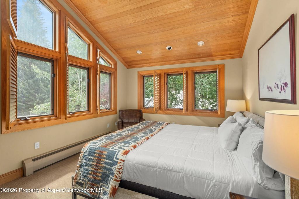 15 of 29 - 413 W Smuggler Street, Aspen, CO