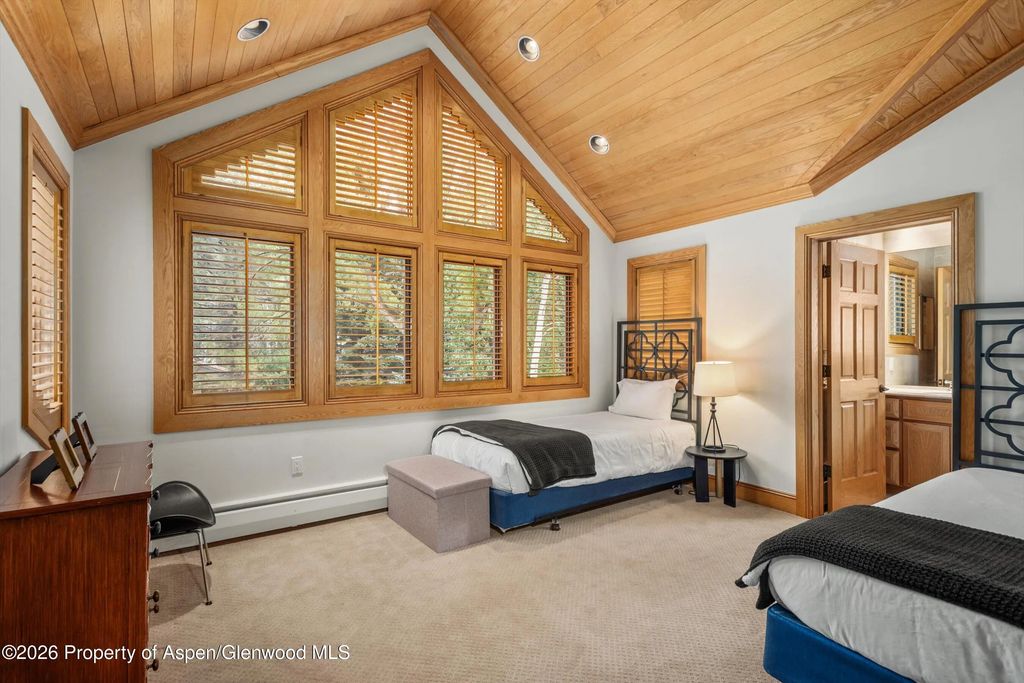 16 of 29 - 413 W Smuggler Street, Aspen, CO
