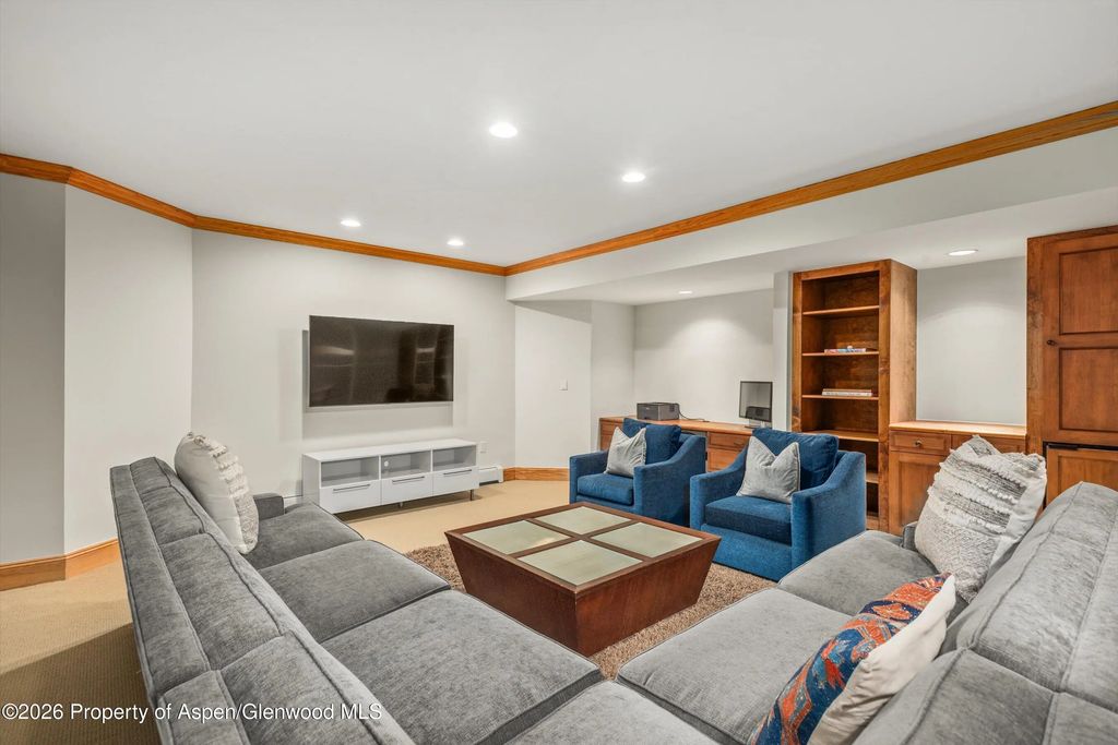 17 of 29 - 413 W Smuggler Street, Aspen, CO