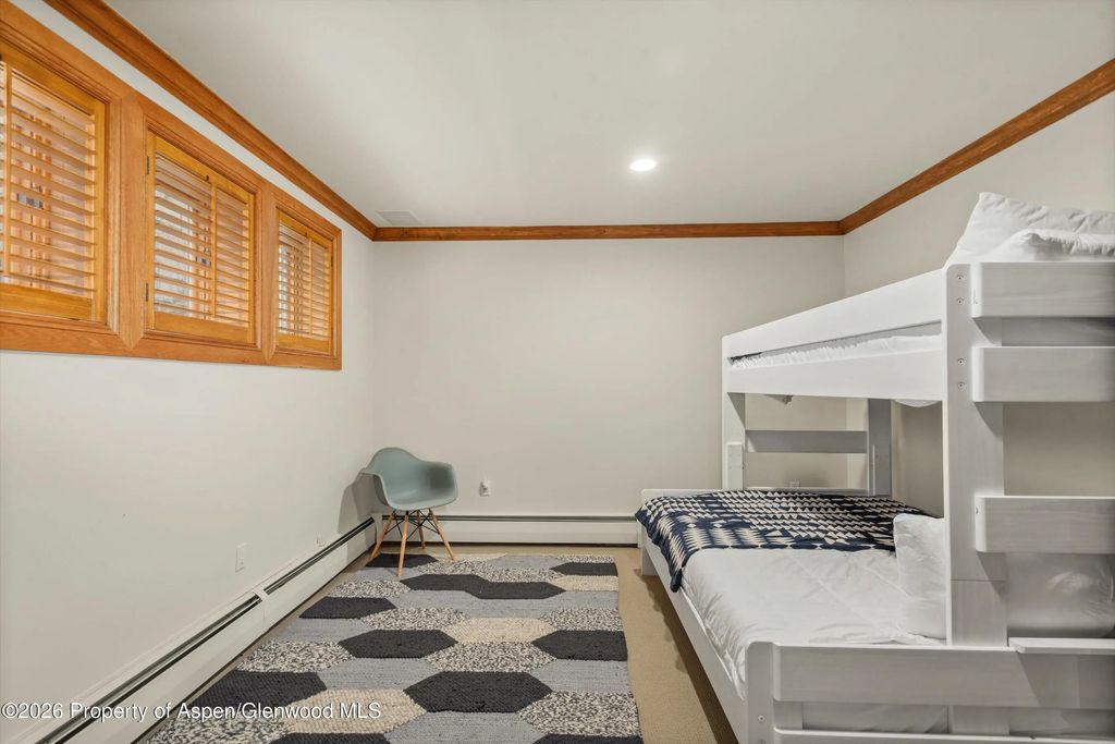 19 of 29 - 413 W Smuggler Street, Aspen, CO
