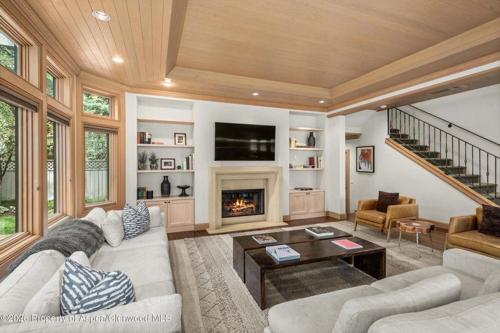 5 of 29 - 413 W Smuggler Street, Aspen, CO