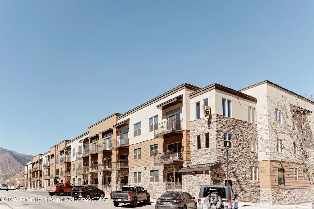 13 of 15 - 253 Wulfsohn Road 117, Glenwood Springs, CO