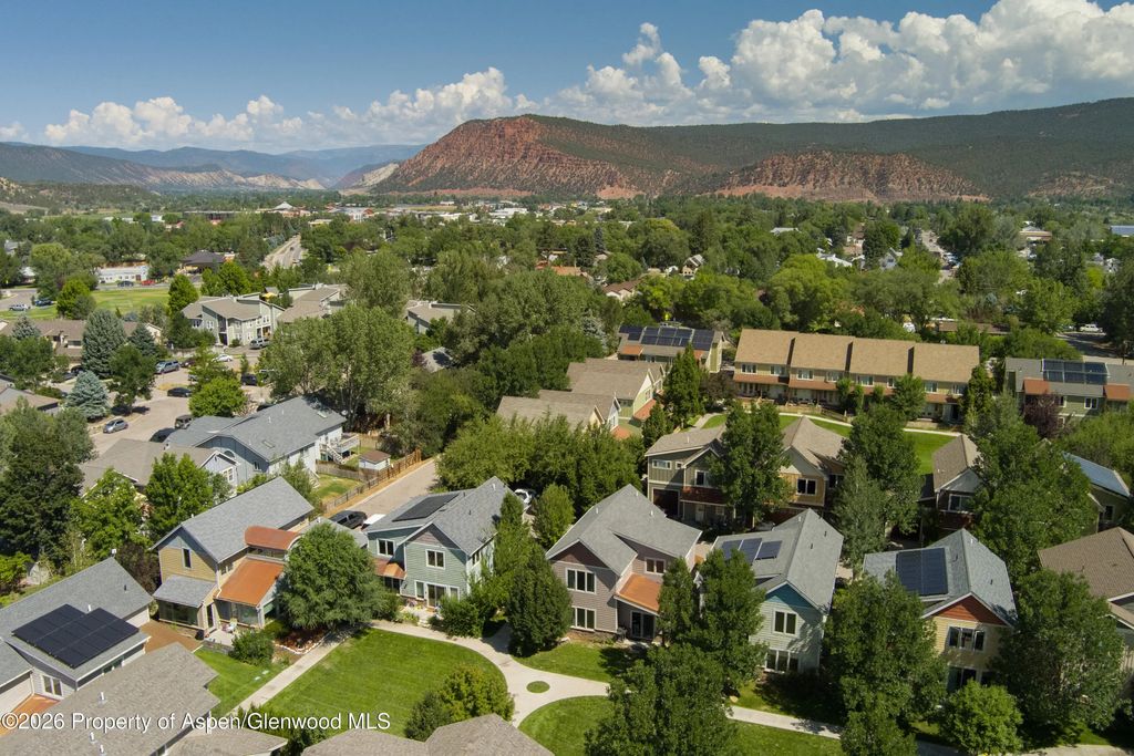 30 of 33 - 310 Linden Circle, Carbondale, CO