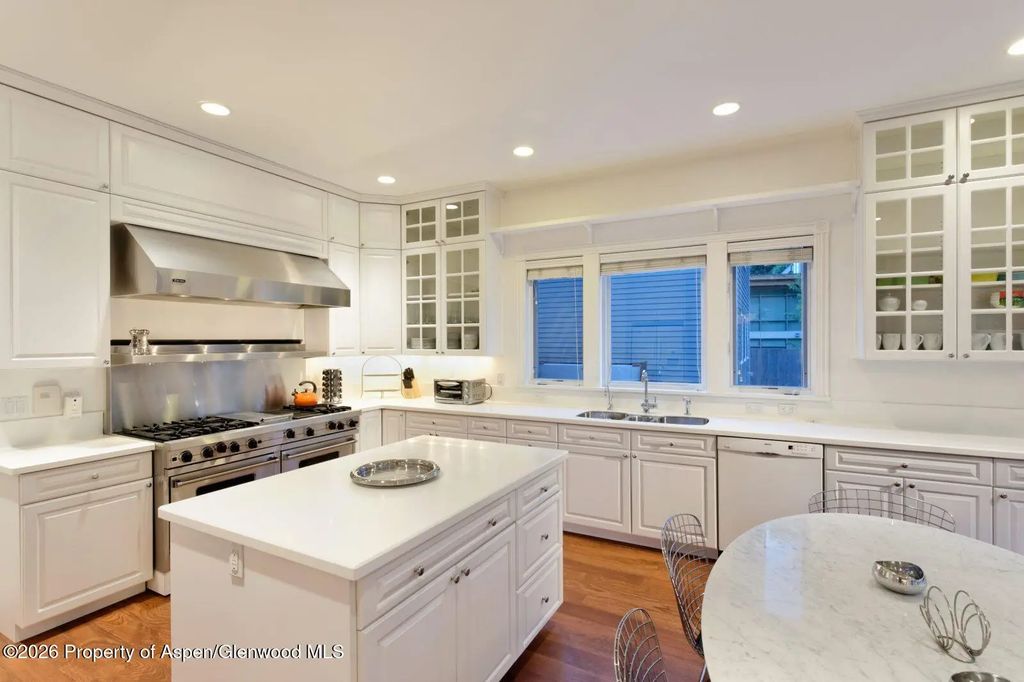 7 of 33 - 334 W Hallam Street, Aspen, CO