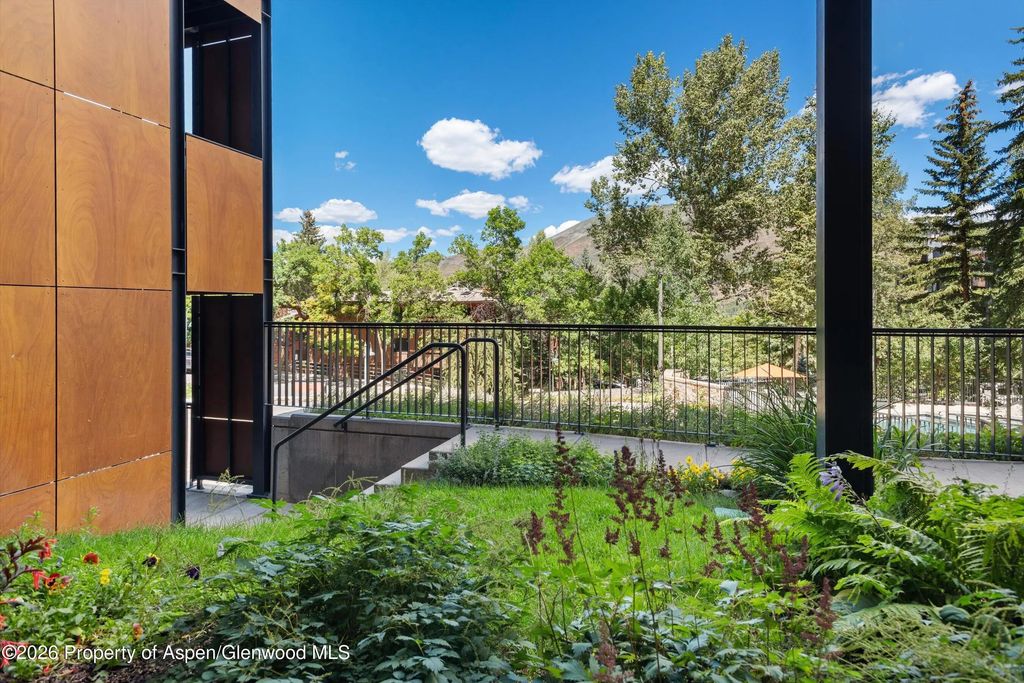 24 of 33 - 800 S Mill Street 101-c, Aspen, CO