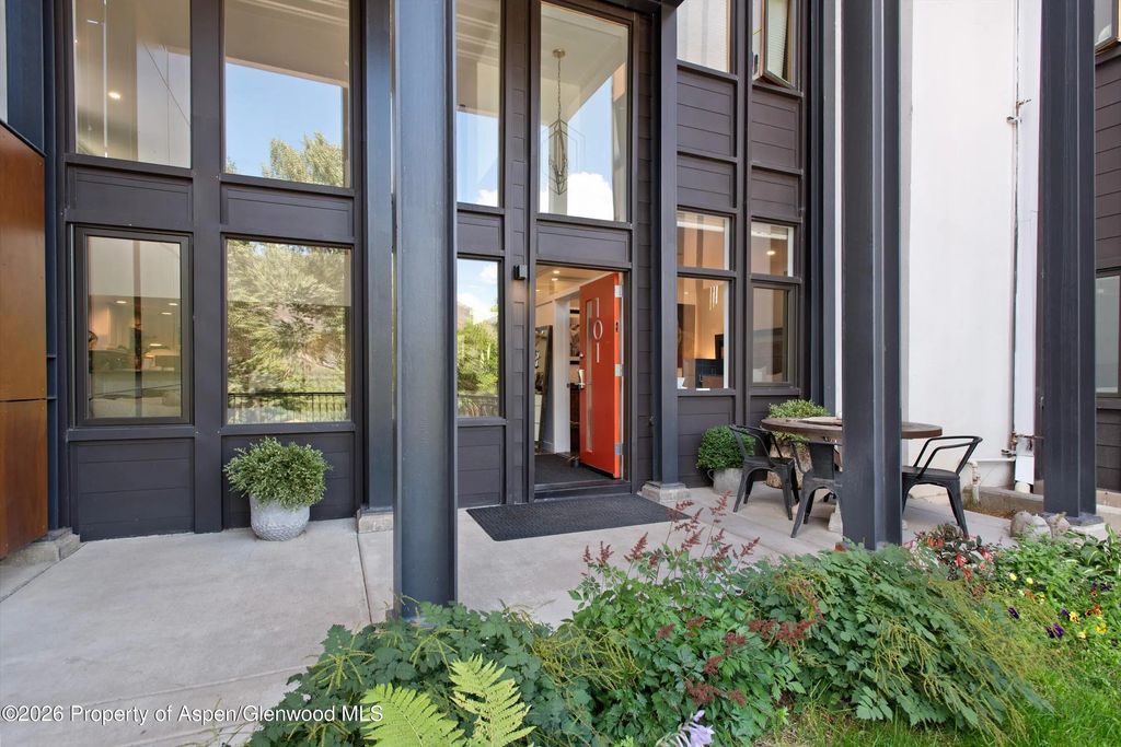 27 of 33 - 800 S Mill Street 101-c, Aspen, CO