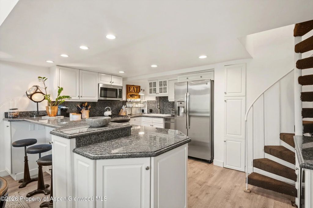 9 of 33 - 800 S Mill Street 101-c, Aspen, CO