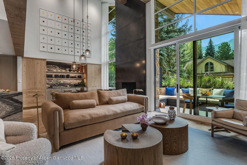 500 W Smuggler Street, Aspen