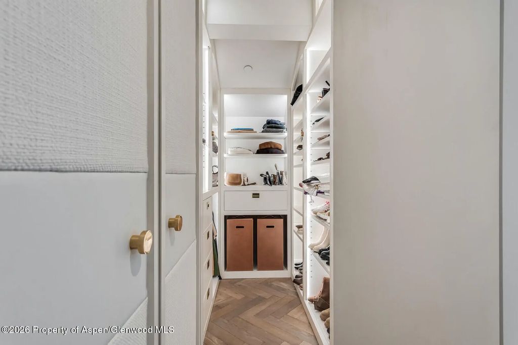 14 of 39 - 500 W Smuggler Street, Aspen, CO