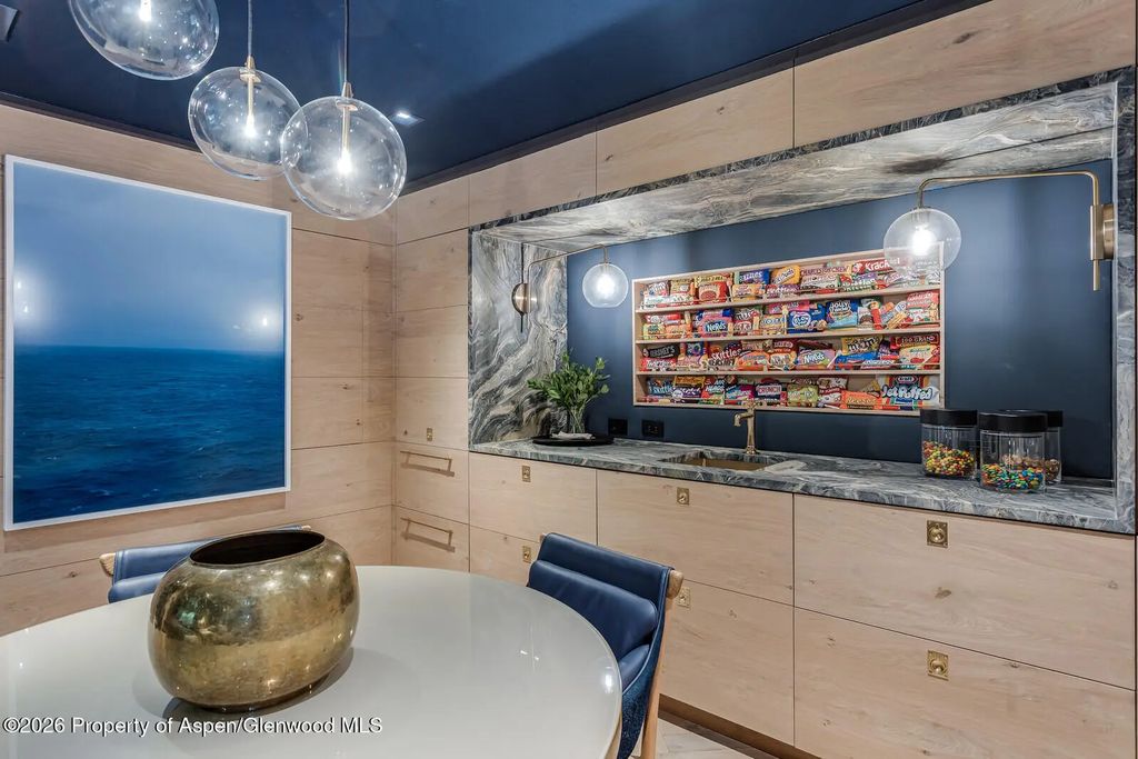 21 of 39 - 500 W Smuggler Street, Aspen, CO