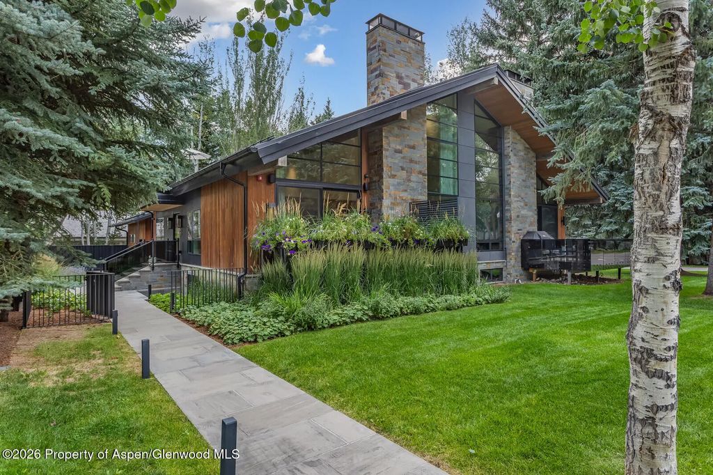36 of 39 - 500 W Smuggler Street, Aspen, CO