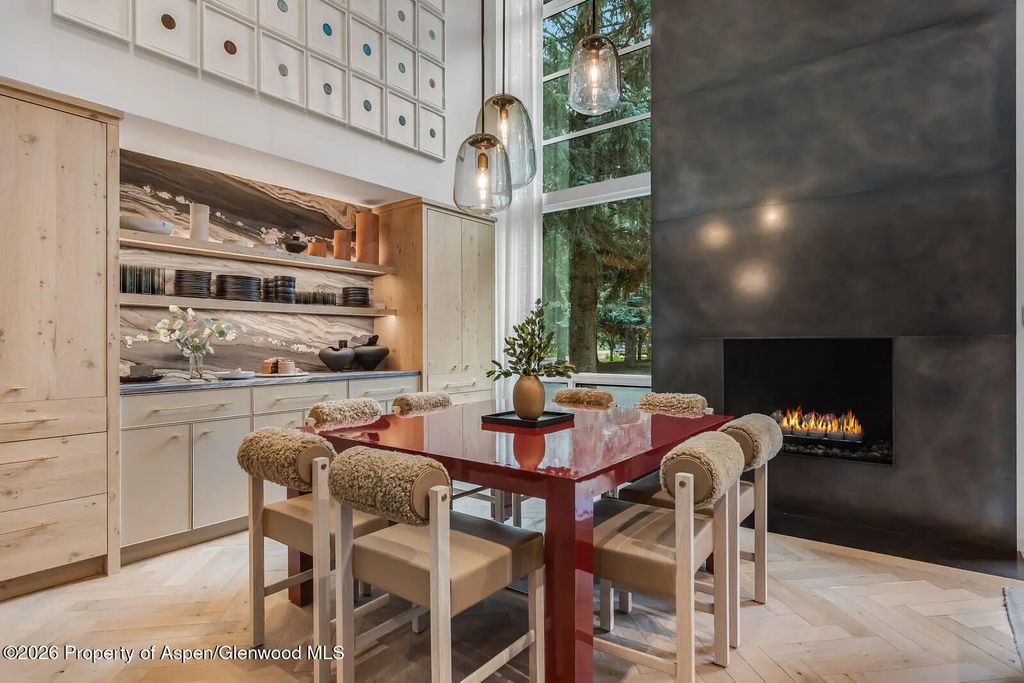 4 of 39 - 500 W Smuggler Street, Aspen, CO