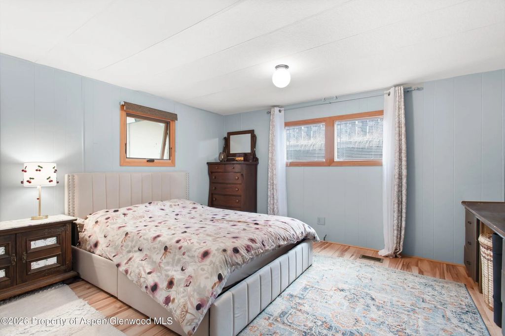 8 of 17 - 311 Oak Lane, Aspen, CO