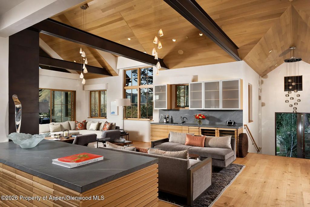 4 of 35 - 991 Moore Drive, Aspen, CO