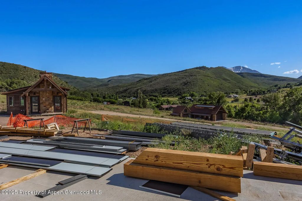 37 of 59 - 902/904 Sopris Creek Road, Basalt, CO