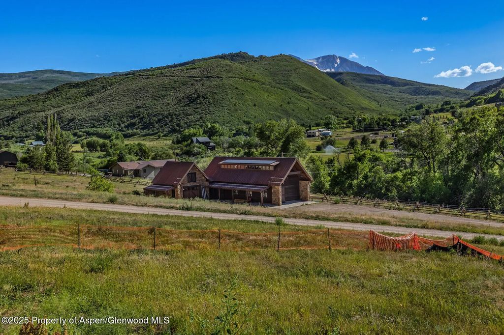 39 of 59 - 902/904 Sopris Creek Road, Basalt, CO