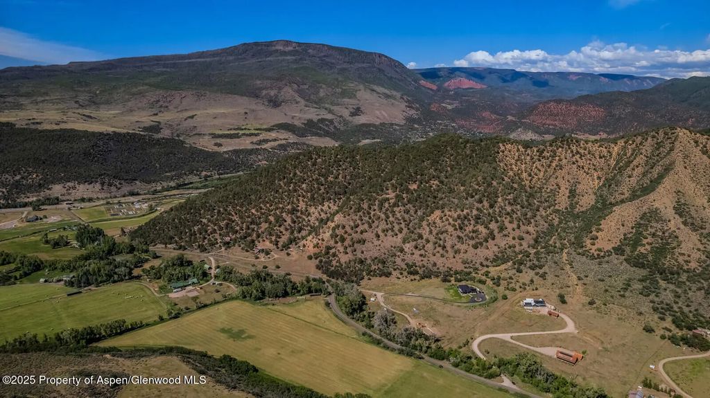 54 of 59 - 902/904 Sopris Creek Road, Basalt, CO