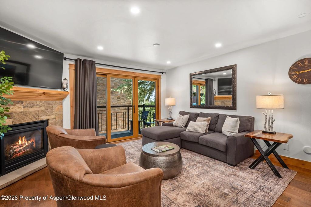 400 Wood Road H-2113, Snowmass Village