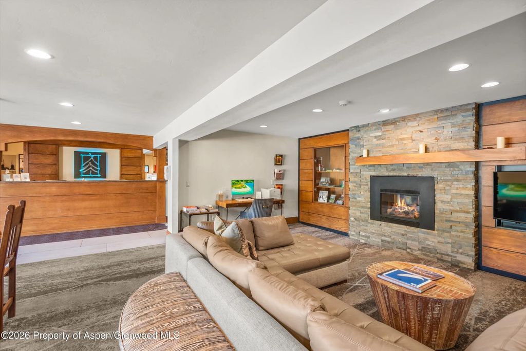 15 of 20 - 400 Wood Road H-2113, Snowmass Village, CO