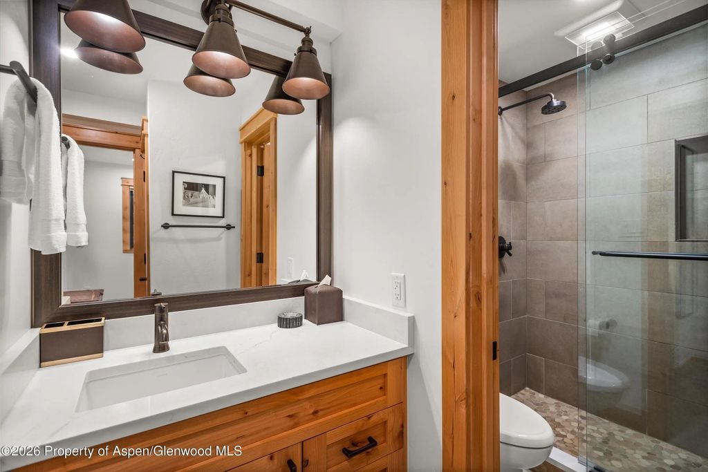 9 of 20 - 400 Wood Road H-2113, Snowmass Village, CO