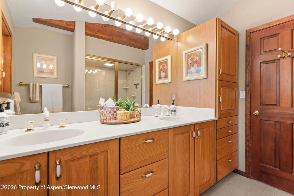 10 of 23 - 1375 Snowbunny Lane, Aspen, CO