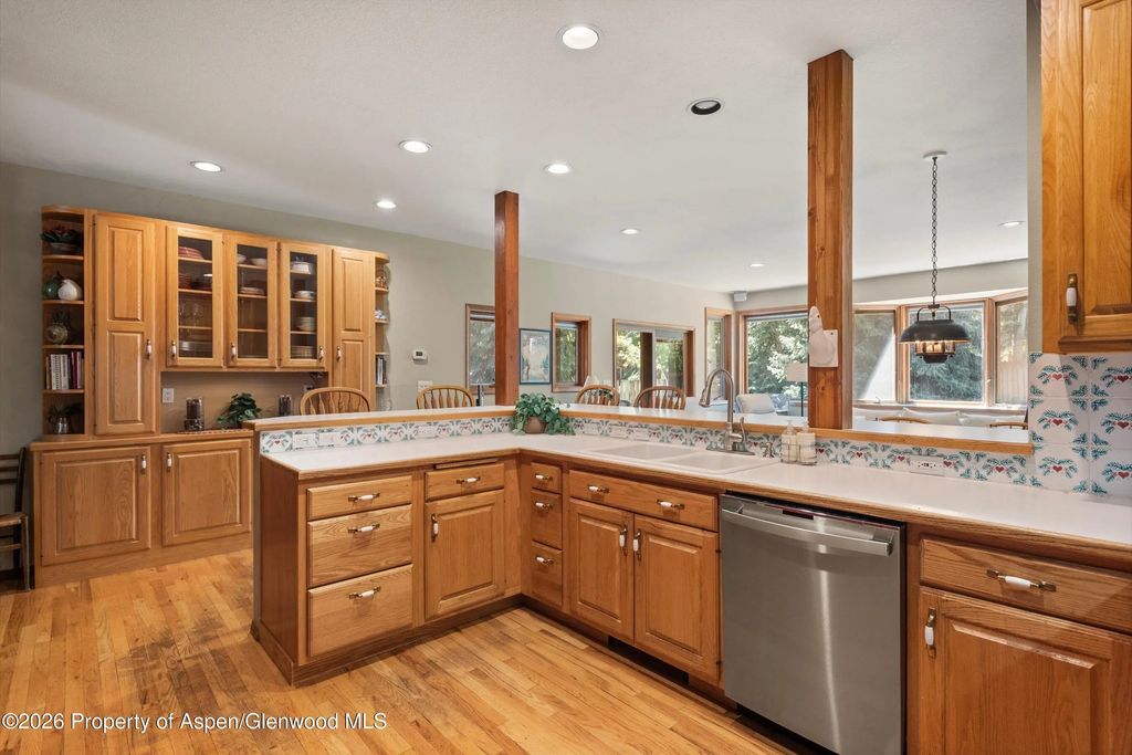 7 of 23 - 1375 Snowbunny Lane, Aspen, CO