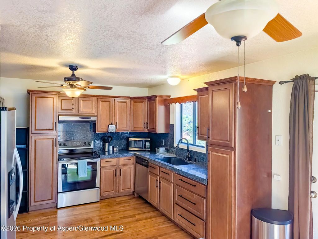 10 of 35 - 1100 Valley View Road, Glenwood Springs, CO