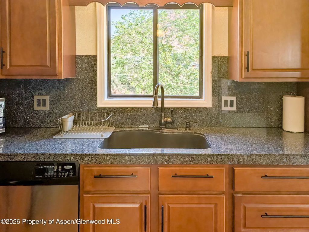 14 of 35 - 1100 Valley View Road, Glenwood Springs, CO