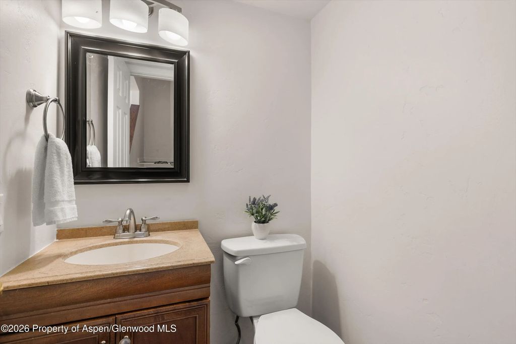 10 of 26 - 372 S 8th Street, Carbondale, CO